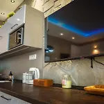 شقة Amelka